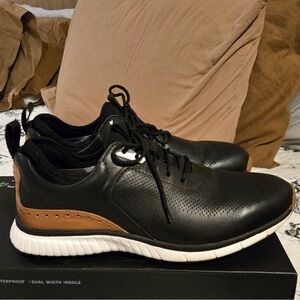 Sleek Black and Brown Men's Sneakers